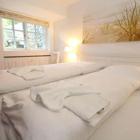 Apartment Wattkoje - Ein Der Besonderen Art Erwartet Sie Am Rande Der Braderuper Heide *